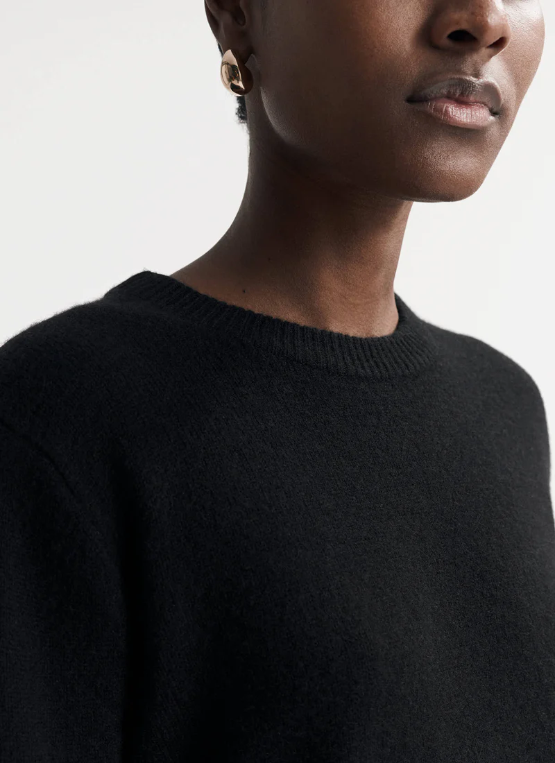 Classic O-Neck Sweater - Image 4