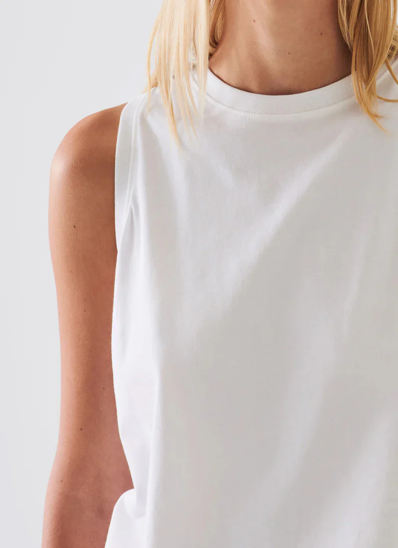 Iconic Boyfriend Fit Tank - Image 3