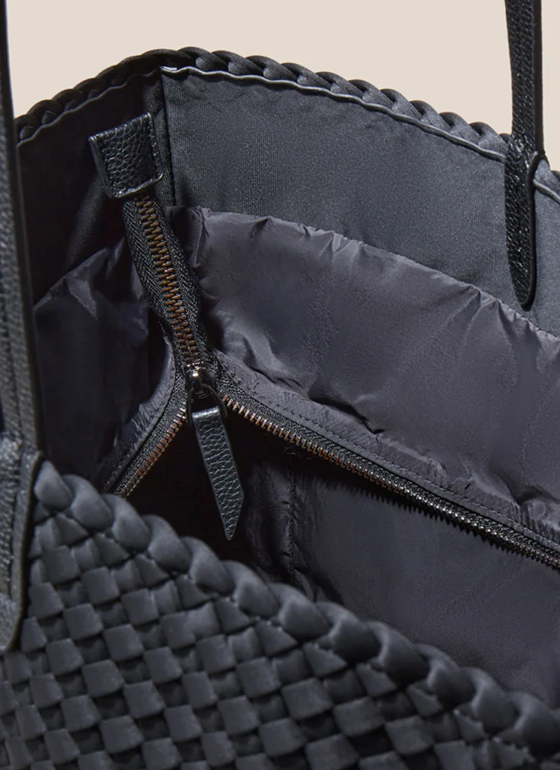 Jetsetter Small Tote Bag - Image 4