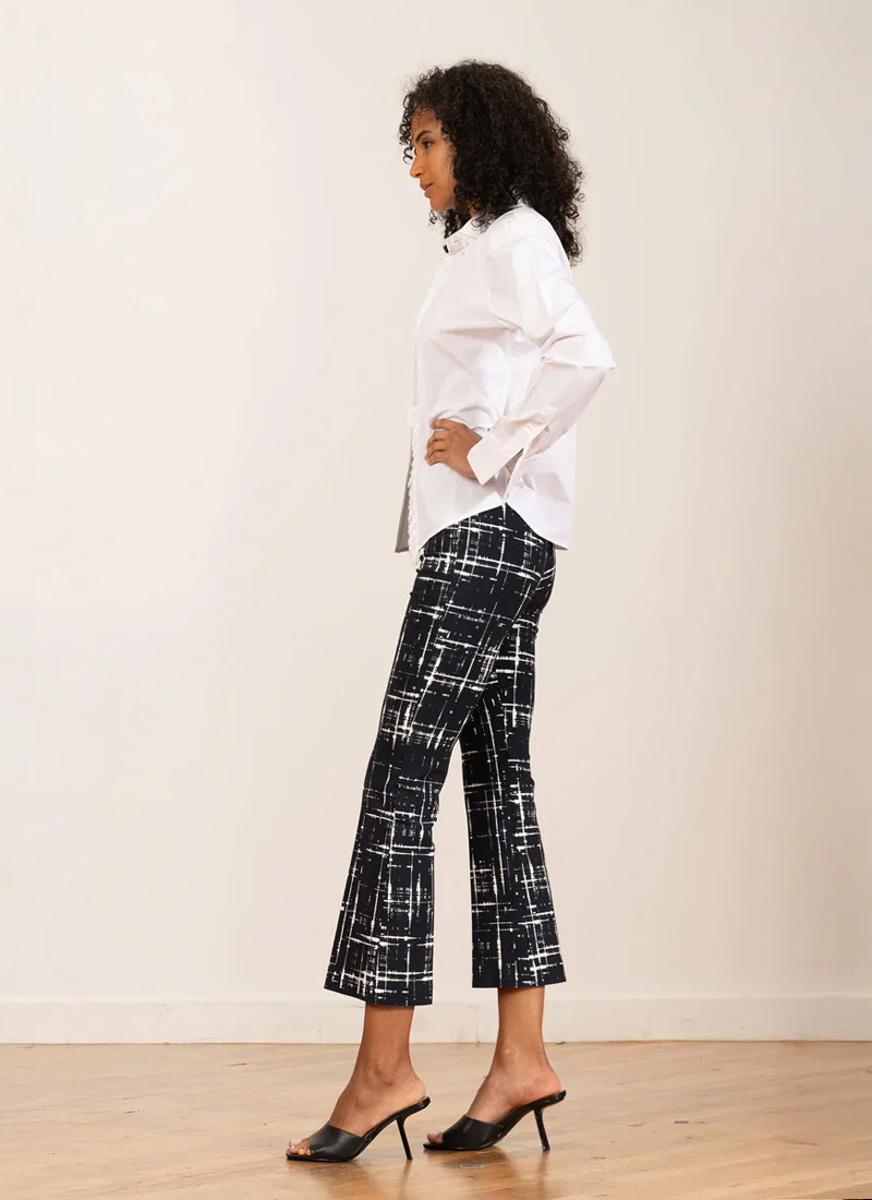 Leo Crop Flare Graffiti Pants - Image 3