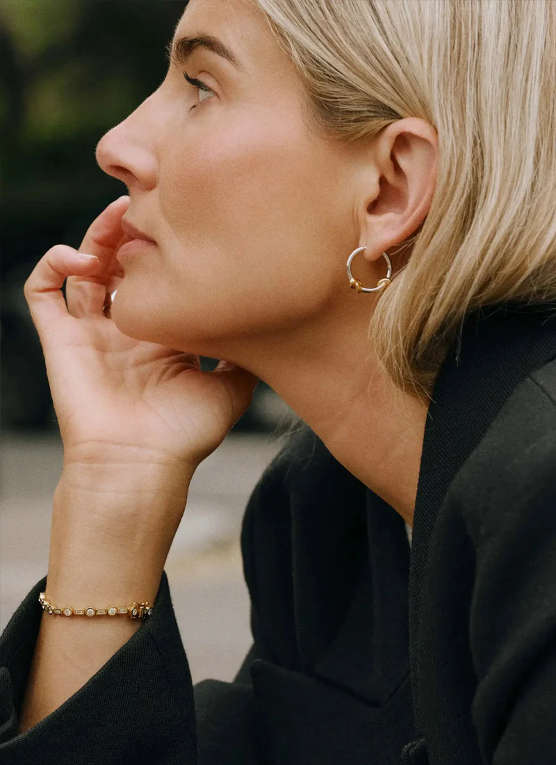 Lucy Williams Knot Small Hoop Earrings - Image 3