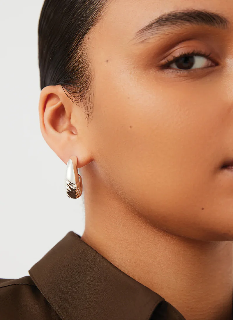 Slim Nelle Hoops