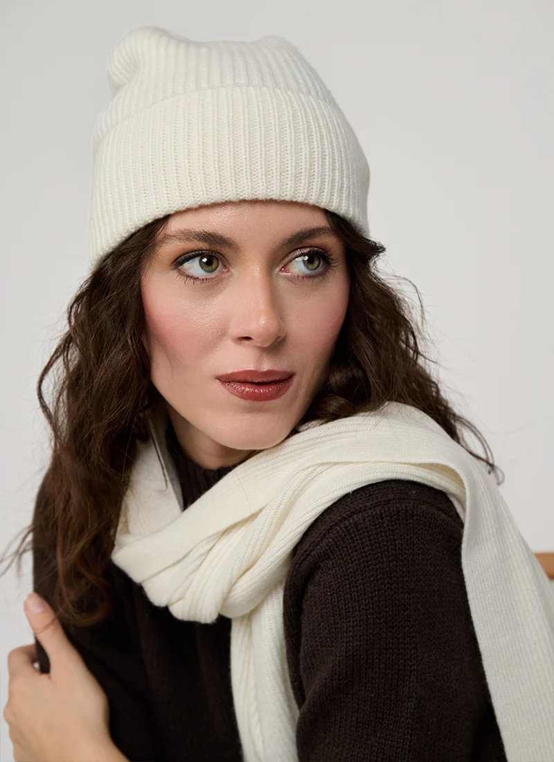 Cashmere Rib Knitted Scarf - Image 4