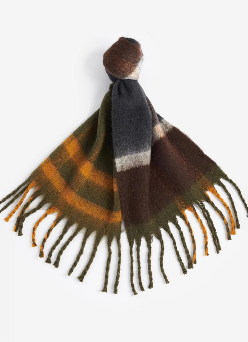 Isla Tartan Boucle Scarf - Image 3