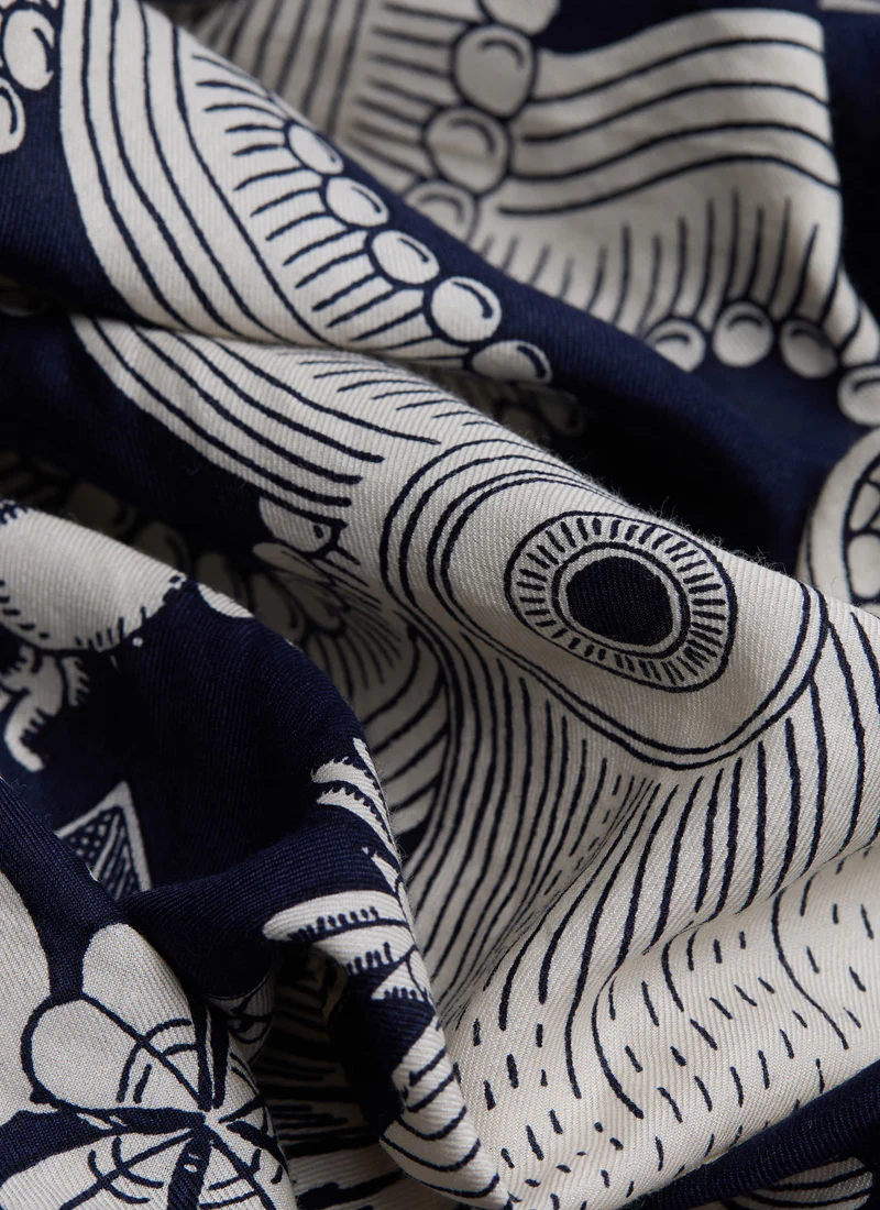 Square Octopus Scarf - Image 4