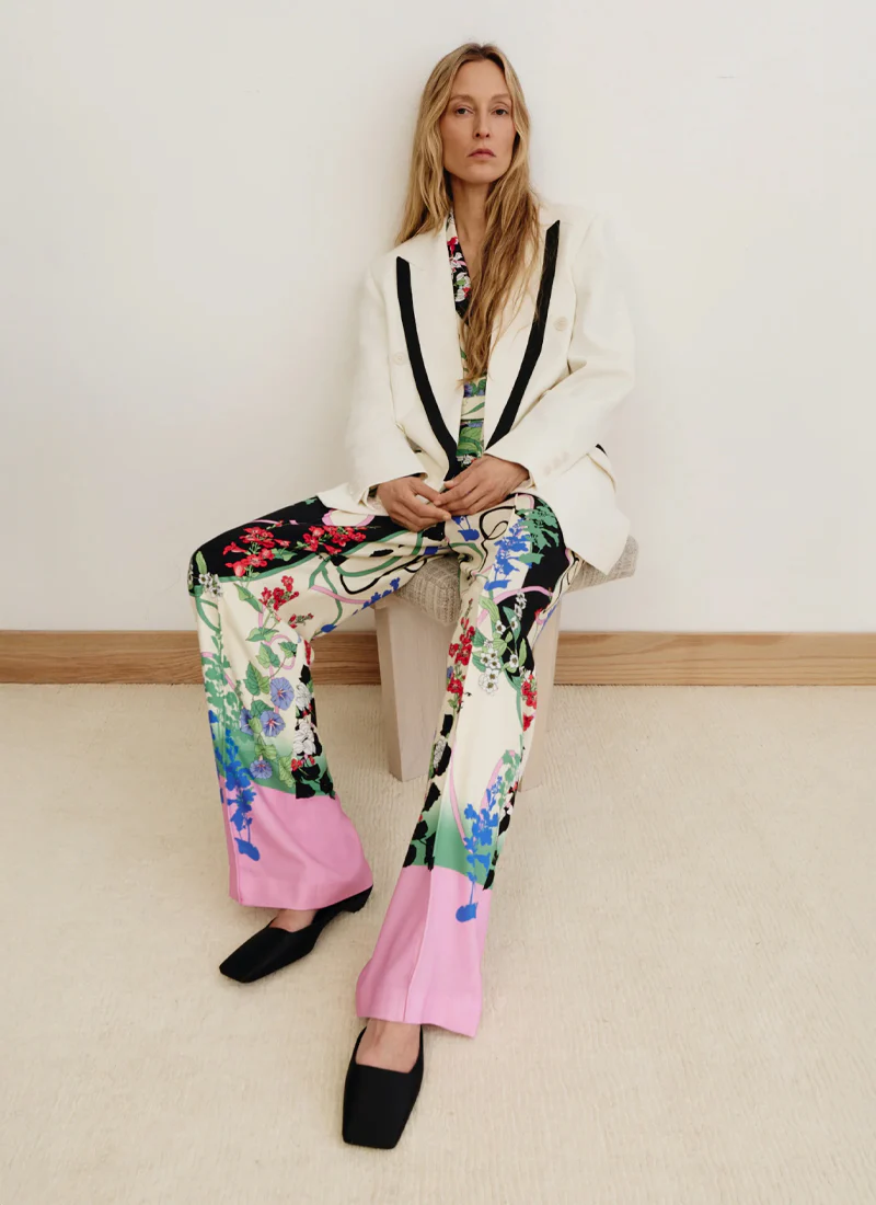 Taped DB Peaked Lapel Blazer - Image 4