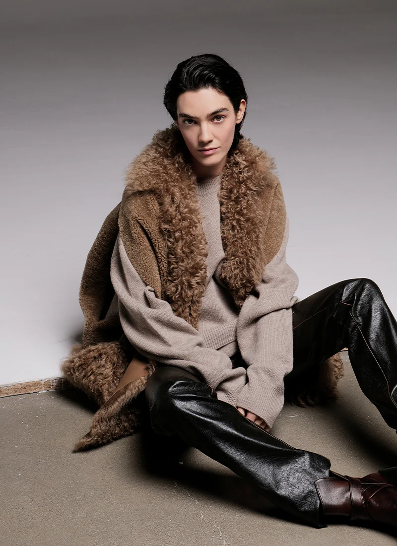 Semicurly Merino Tigrados Shearling Vest - Image 4