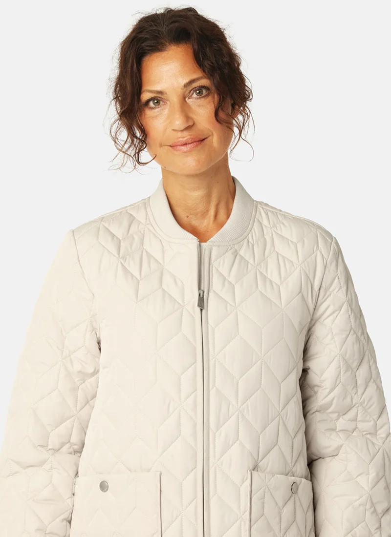 Short Diamond Quilt Jacket - Image 3
