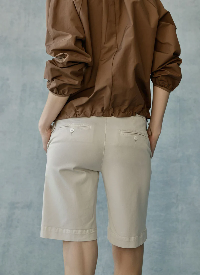 Vicky Twill Bermuda Shorts - Image 2