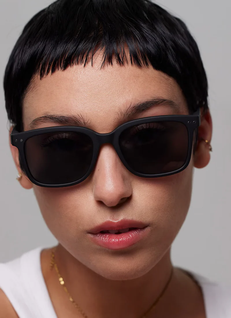 #L Sunglasses - Image 2