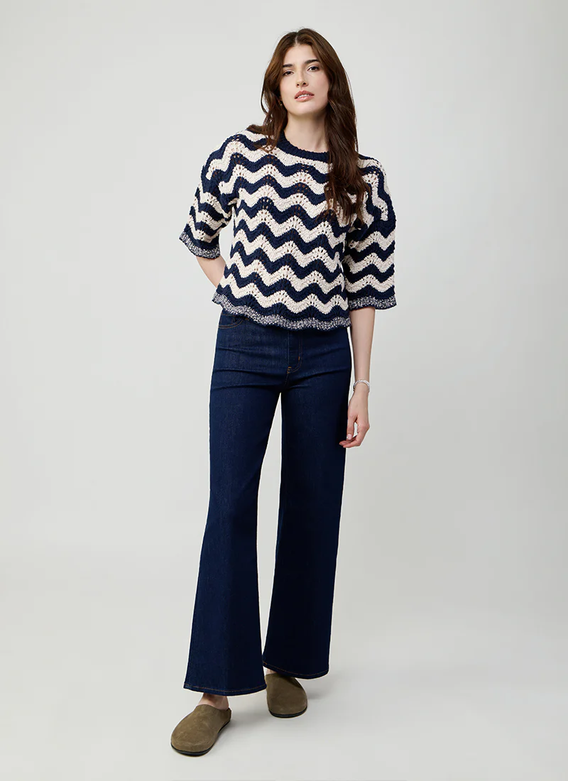 Zig Zag Stitch Short Sleeve Crew Top - Image 4