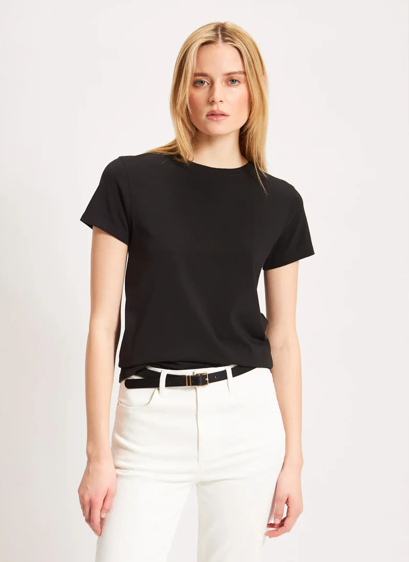 Short Sleeve Iconic Fitted Crew Tee